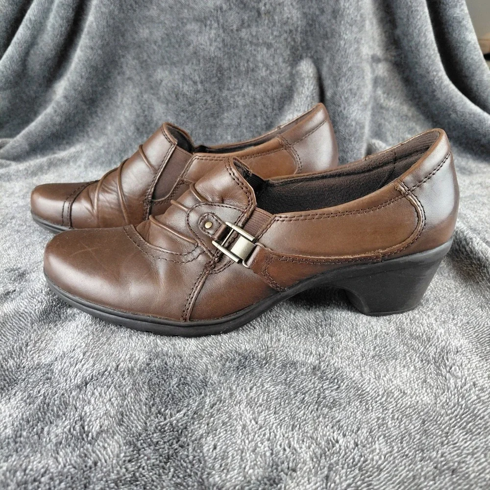 Earth Origins Roxanne Womens Brown Leather Slip‎ On Loafer Heel Shoes Size 9M
